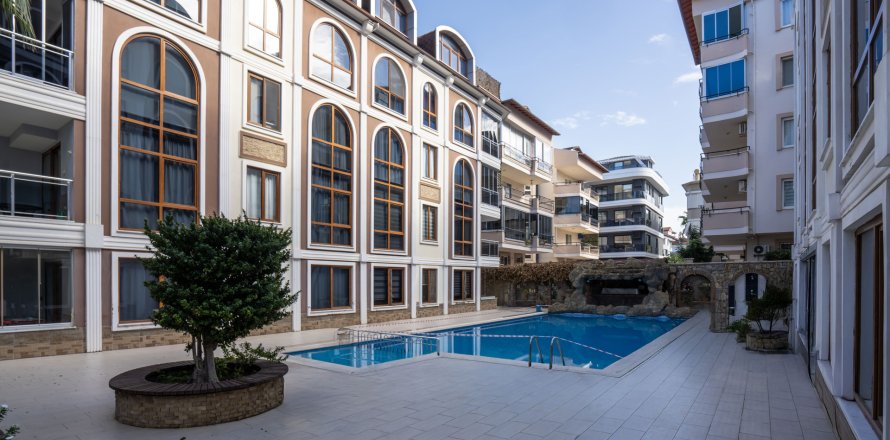 Daire  3+1  Oba, Antalya, Türkiye №218013