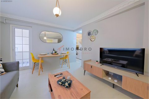 2+1 Wohnung  in Beyoglu, Istanbul, Türkei Nr. 221179 - 6