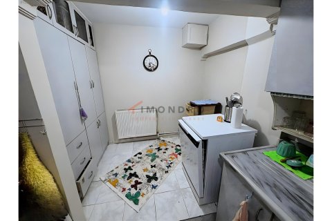 Apartment for sale in Fatih, Istanbul, Turkey, 3 bedrooms, 110m2, No. 223134 – photo 13
