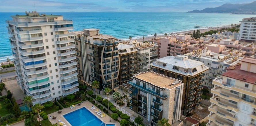 2+1 Lägenhet i Mahmutlar, Antalya, Turkiet Nr. 222417
