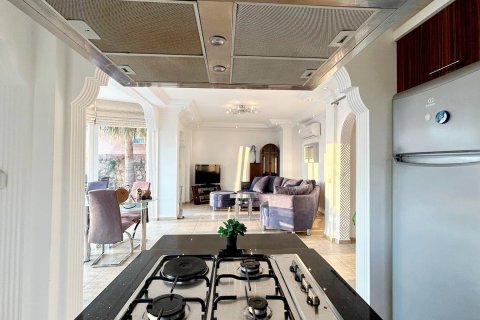 3+1 Villa  i Kestel, Antalya, Turkiet Nr. 213583 - 29