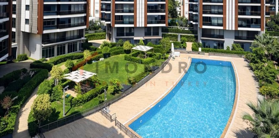 4+1 Apartment in Konyaalti, Antalya, Turkey No. 232172