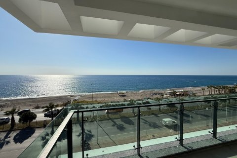 2+1 Lägenhet  i Mahmutlar, Antalya, Turkiet Nr. 221133 - 9