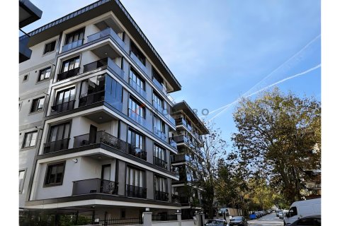 2+1 Wohnung in Üsküdar, Istanbul, Türkei Nr. 215467 - 2