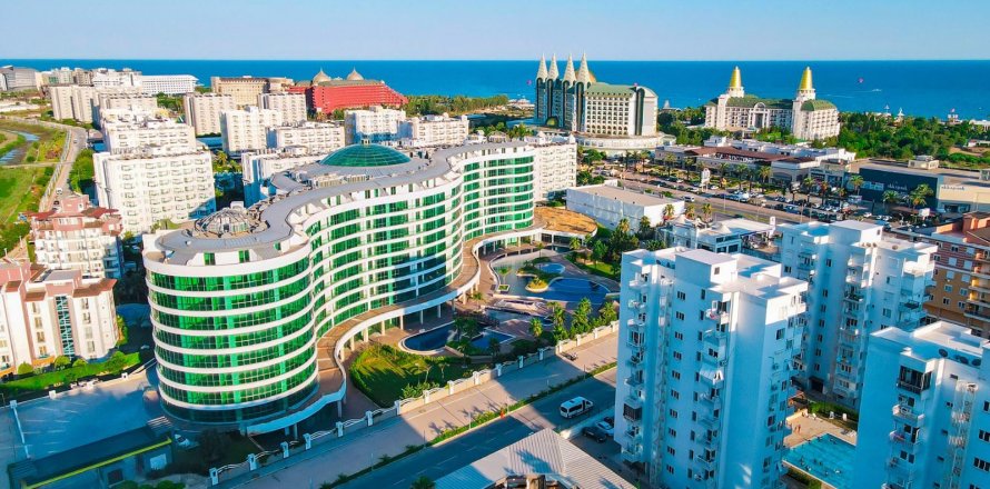 Daire 1+1 Antalya, Türkiye №211780