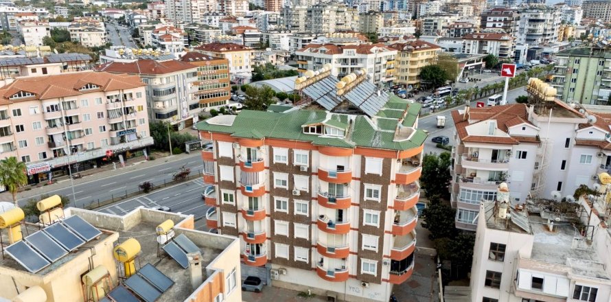 2+1 Lägenhet i Oba, Antalya, Turkiet Nr. 217910