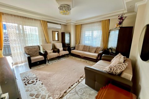 2+1 Lägenhet i Oba, Antalya, Turkiet Nr. 217910 - 2