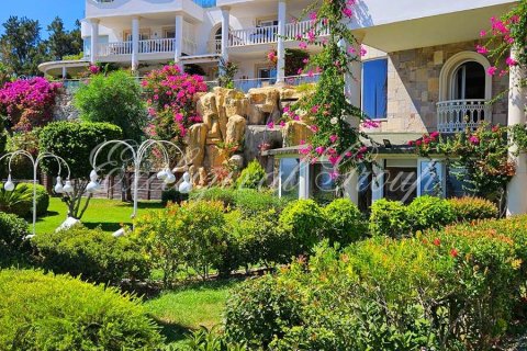 2+1 Villa i Bodrum, Mugla, Turkiet Nr. 223194 - 2