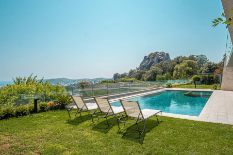 5+1 Villa  in Bodrum, Mugla, Turkey No. 223193