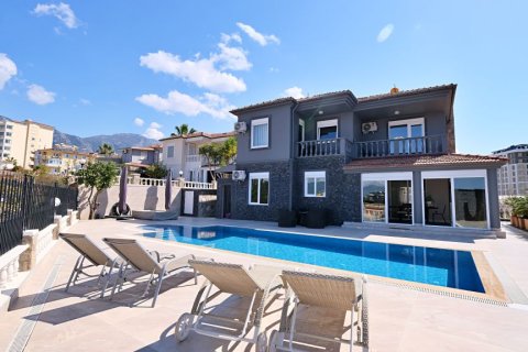 3+1 Villa  in Mahmutlar, Antalya, Türkei Nr. 217773
