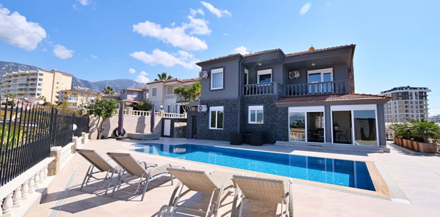3+1 Villa  i Mahmutlar, Antalya, Turkiet Nr. 217773