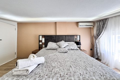 Villa for sale  in Alanya, Antalya, Turkey, 4 bedrooms, No. 216932 – photo 4