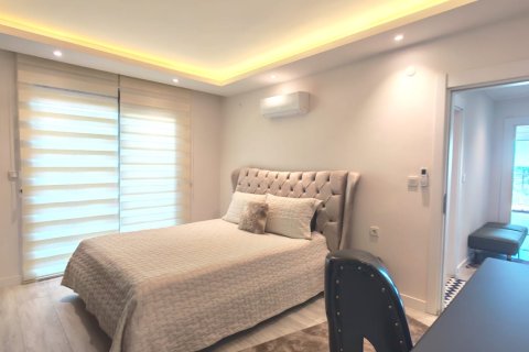 2+1 Lägenhet i Mahmutlar, Antalya, Turkiet Nr. 237408 - 10