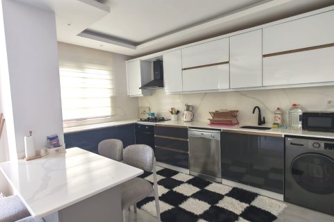 2+1 Lägenhet i Mahmutlar, Antalya, Turkiet Nr. 237408 - 7