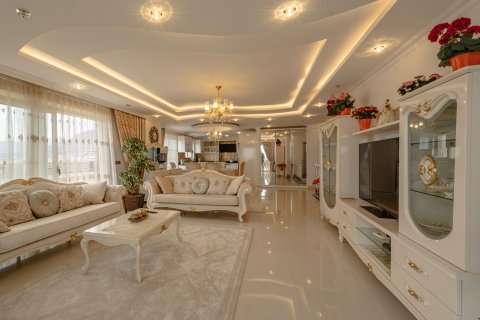 3+1 Lejlighed  i Mahmutlar, Antalya, Tyrkiet Nr. 218026