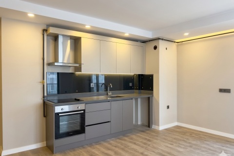 1+1 Apartment in Muratpasa, Antalya, Turkey No. 226388
