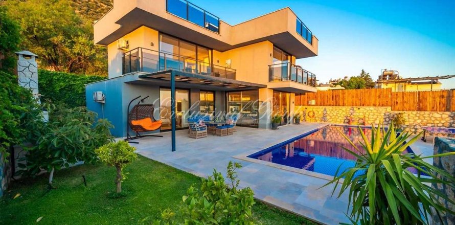 3+1 Villa  in Kalkan, Antalya, Turkey No. 215945