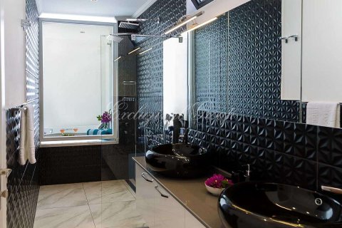 ویلا در Kalkan ، ترکیه 4 خوابه ، 160 متر مربع. شماره 215944 - 23