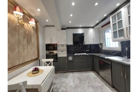 Apartment for sale  in Sisli, Istanbul, Turkey, 3 bedrooms, 215m2, No. 214966 – photo 4