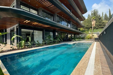 2+1 Apartment  in Alanya, Antalya, Turkey No. 215615