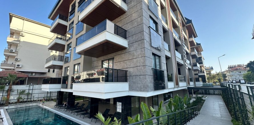 2+1 Apartment in Alanya, Antalya, Turkey No. 215613