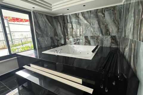 Apartment for sale in Alanya, Antalya, Turkey, 2 bedrooms, 120m2, No. 215613 – photo 43
