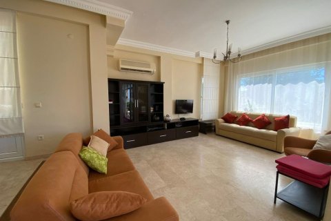 Продажа виллы  в Каргыджаке, Аланье, Анталье, Турция 4 комн., 255м2, №221350 – фото 2