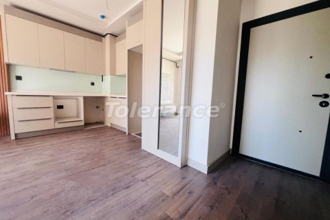 Продажа квартиры  в Мерсине, Турция 1+1, 56м2, №227756 – фото 2