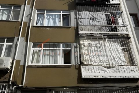 Apartment for sale in Fatih, Istanbul, Turkey, 2 bedrooms, 75m2, No. 237612 – photo 1