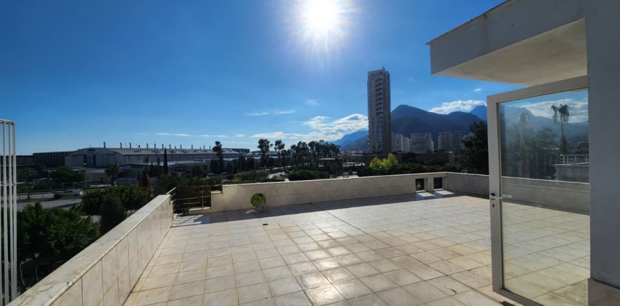 4+2 Villa in Antalya, Turkey No. 215144