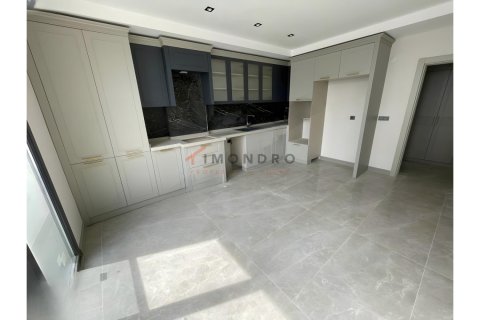 4+1 Lägenhet i Beylikduezue, istanbul, Turkiet Nr. 225276 - 13