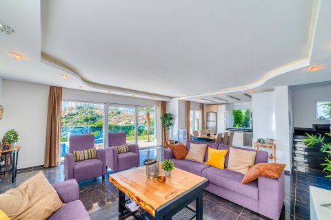 Продажа виллы  в Каргыджаке, Аланье, Анталье, Турция 4 комн., 520м2, №225082 – фото 3