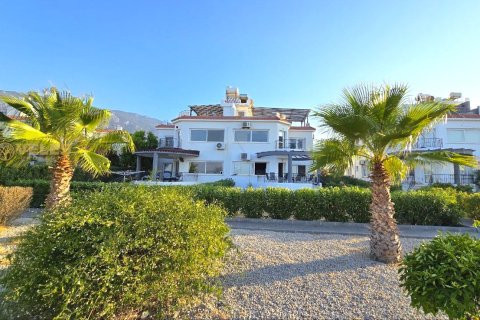 3+1 Lejlighed i Lapta, Girne, Nr. 214429 - 2