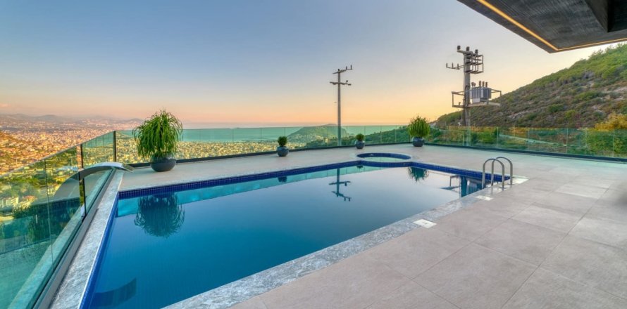 4+1 Villa i Alanya, Antalya, Tyrkiet Nr. 106784