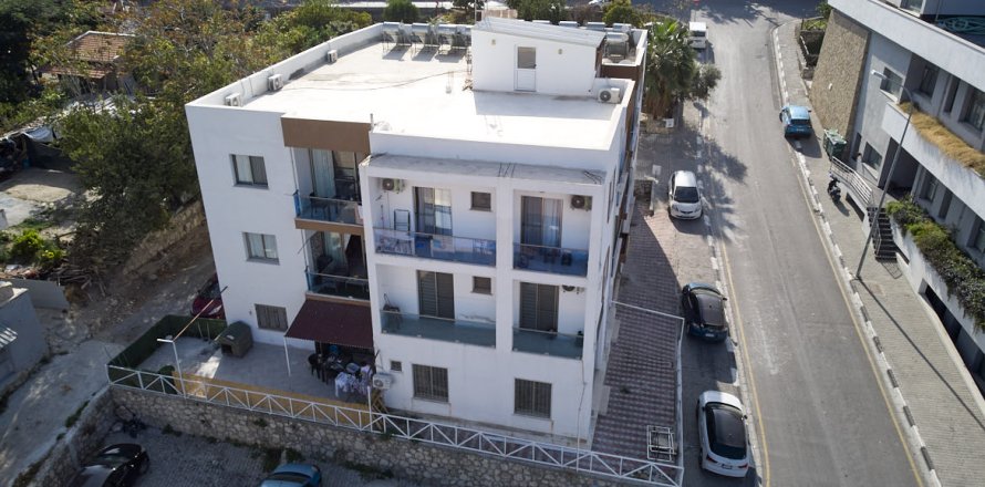 2+1 Apartment in Lapta, Girne, Northern Cyprus No. 232218