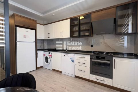 2+1 Wohnung  in Mersin, Türkei Nr. 211916