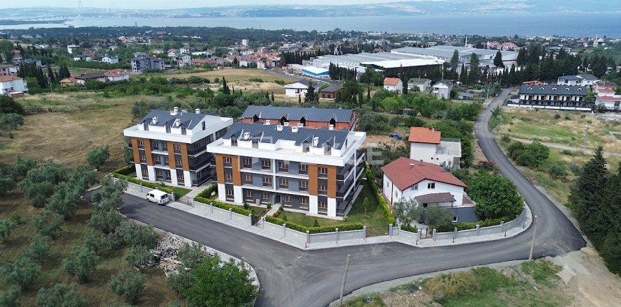 3+1 Leilighet  i Altinova, Yalova, Tyrkia Nr. 227080