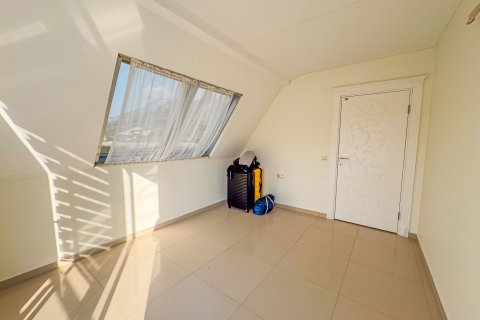 Продажа квартиры в Кестеле, Анталье, Турция 3+1, 140м2, №218562 – фото 11