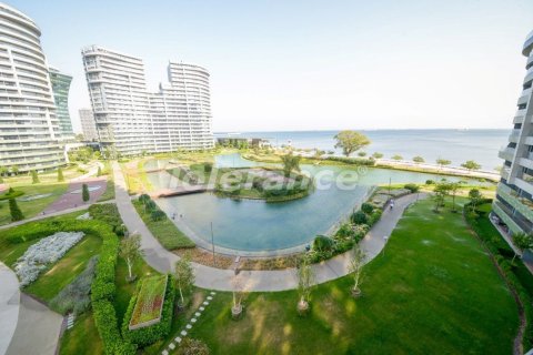 1+1 Apartment  in Istanbul, Turkey No. 212480
