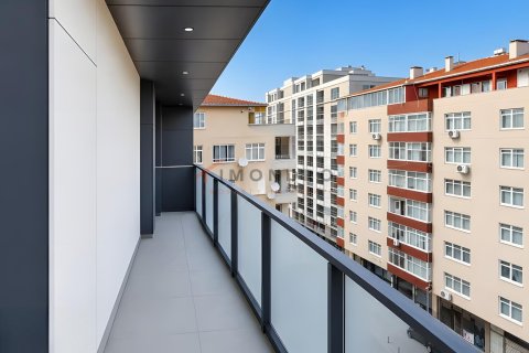 2+1 Wohnung  in Küçükçekmece, Istanbul, Türkei Nr. 238120 - 2
