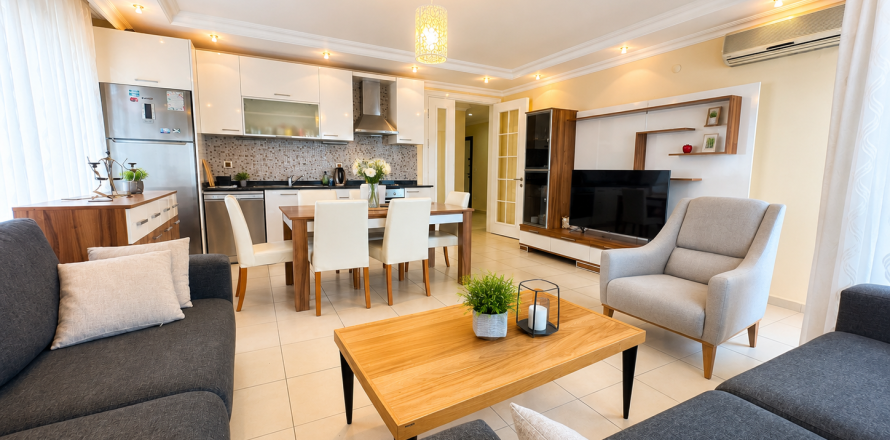 2+1 Apartment in Oba, Antalya, Turkey No. 228739