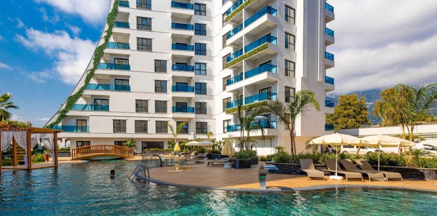 1+0 Apartment in Mahmutlar, Antalya, Turkey No. 224941