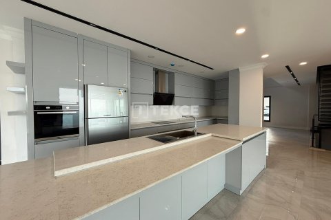 6+2 Villa  i Alanya, Antalya, Tyrkia Nr. 217116 - 17