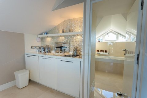 6+1 Villa  in Beykoz, Istanbul, Türkei Nr. 138904 - 6