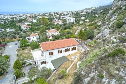 Villa 5+1 Alsancak, Girne, №214362 - 2