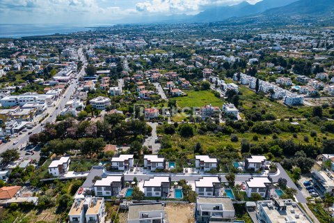 4+1 Villa in Girne, Nr. 219853 - 9