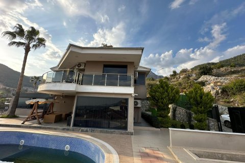 3+1 Villa  in Antalya, Turkey No. 222887