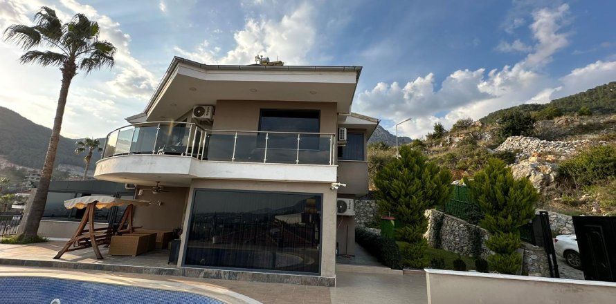 3+1 Villa i Antalya, Tyrkiet Nr. 222887