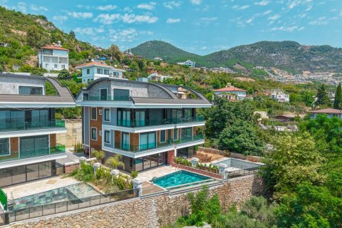 Villa  in Tepe, Alanya, Antalya, Turkey No. 212788