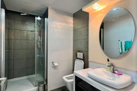 Apartment for sale in Mahmutlar, Antalya, Turkey, 1 bedroom, 75m2, No. 237631 – photo 26